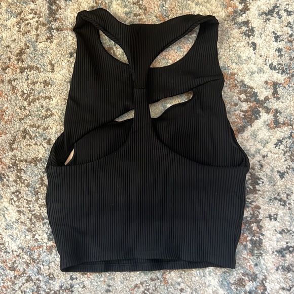 NWOT CARBON38 Cut Out Halter Neck Ribbed Cami - Picture 6 of 7